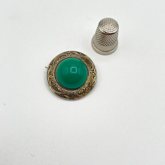 Broche vintage de metal y pasta color verde