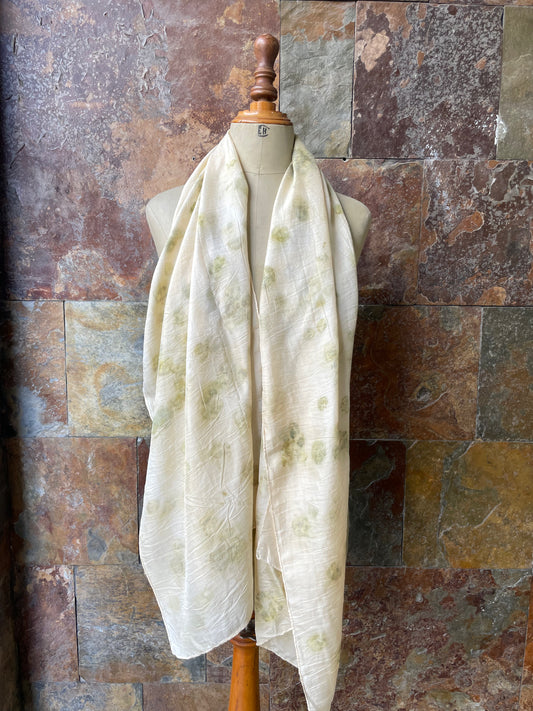 Pañuelo seda 100% tintado con la técnica ECOPRINT por RAMÓN SANTOS