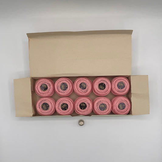 Caja de ovillos perlé Nº 5 (776) - 100% Algodón DMC