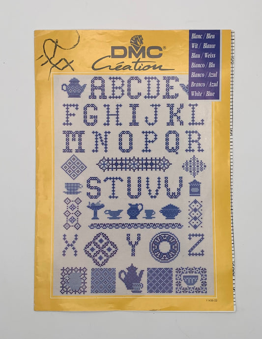 Plantilla "DMC Création" Blanco y azul