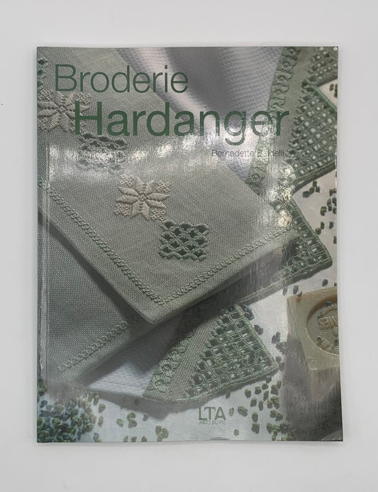 Revista "Broderie hardanger" By Bernadette Baldelli 2004 (Idioma francés)