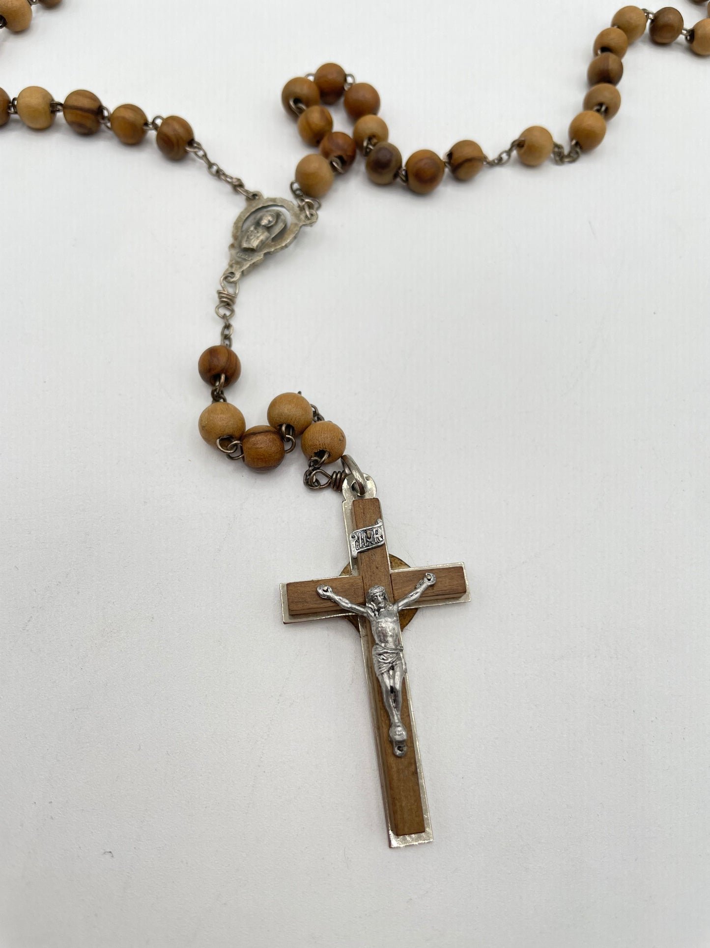 Rosario vintage de madera