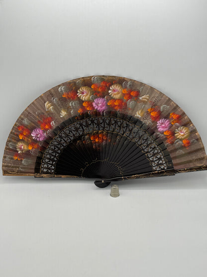Abanico de madera calado pintado a mano color marrón