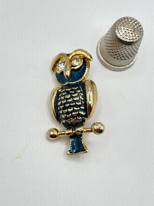 Broche de metal y strass con forma de búho