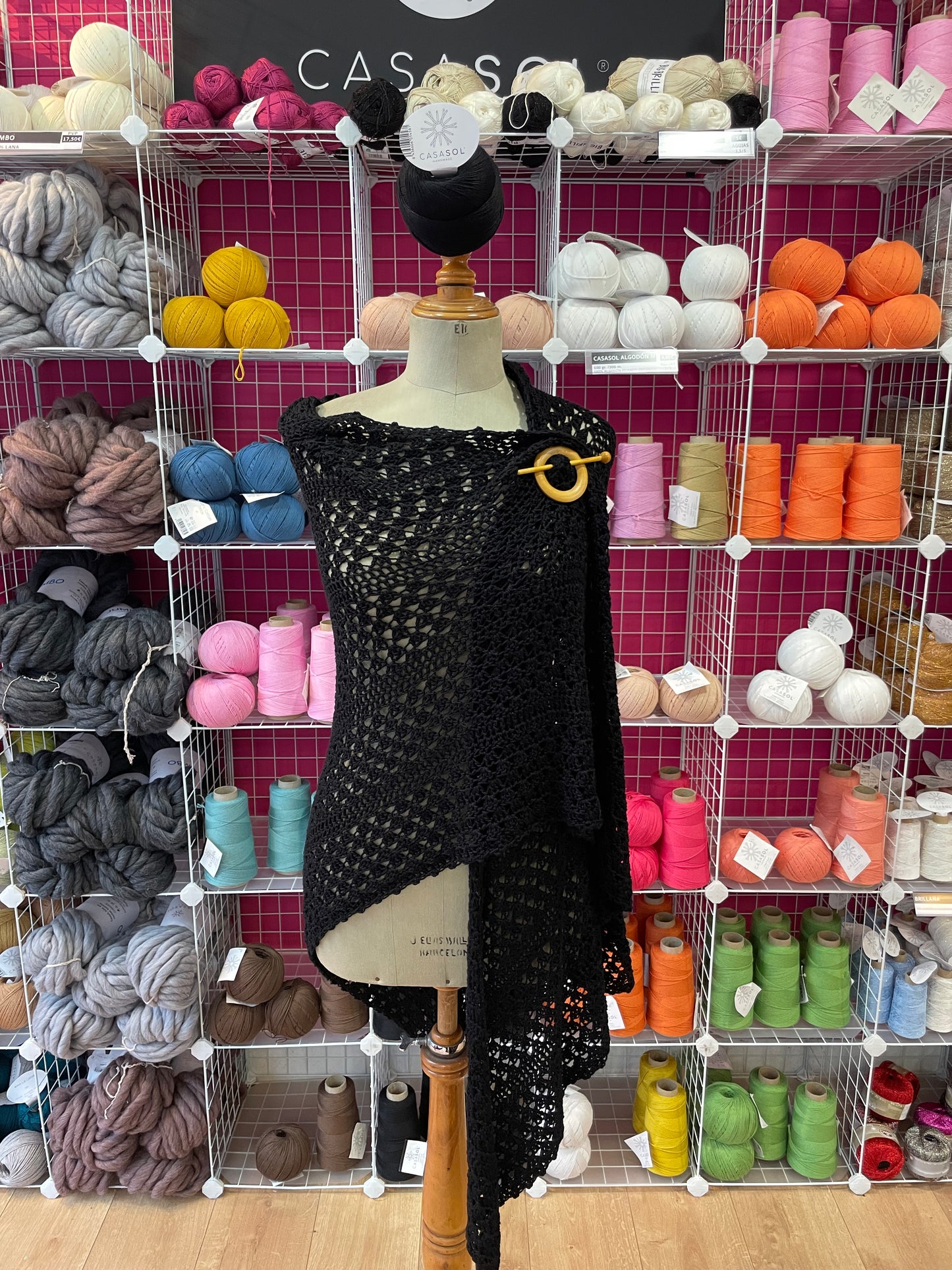 Chal de bambú hecho a mano