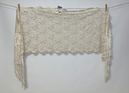 Echarpe con fleco y lentejuelas color beige SPANISH MANTILLA