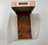 Caja de hilos Senabre color marrón (659) - 24uds