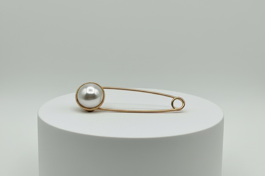 Broche tipo imperdible fantasía con bola nacarada