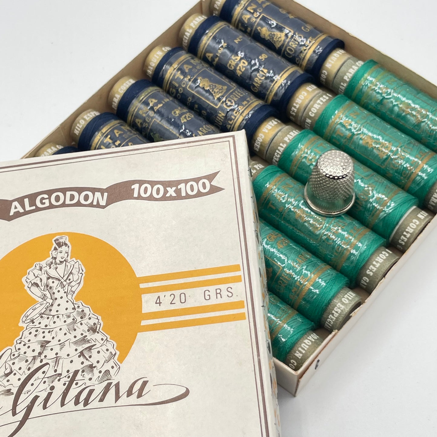 Caja de hilos "La Gitana" bicolor Algodón 100% - Stock muy limitado