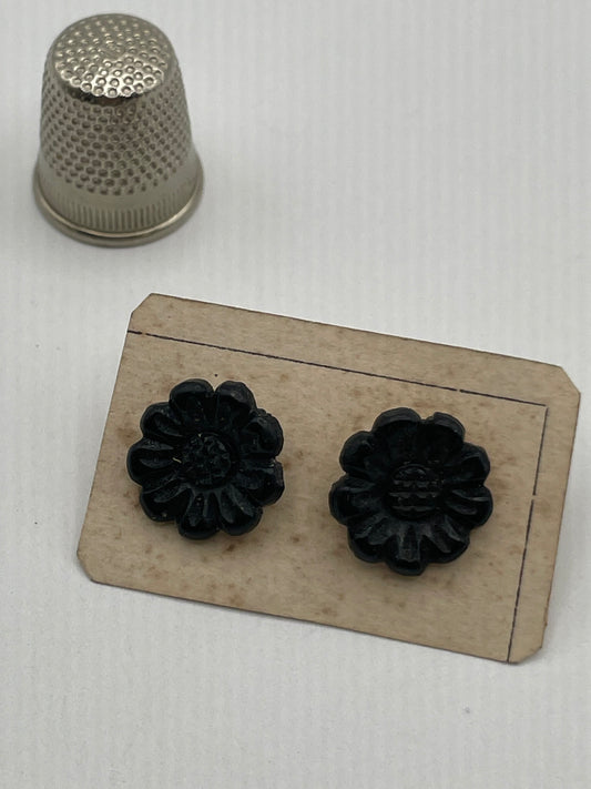 Pendientes vintage años 40, de pasta con forma de flor