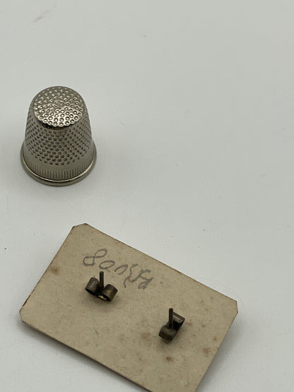 Pendientes vintage años 40, de pasta con forma de flor