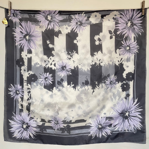 Pañuelo seda pura años 70 tonos grises y lila con estampado floral