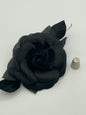 Camelia de tela color negro