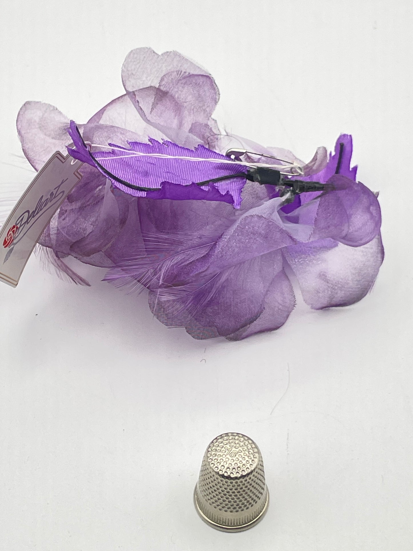 Flor de tela color violeta Deliart