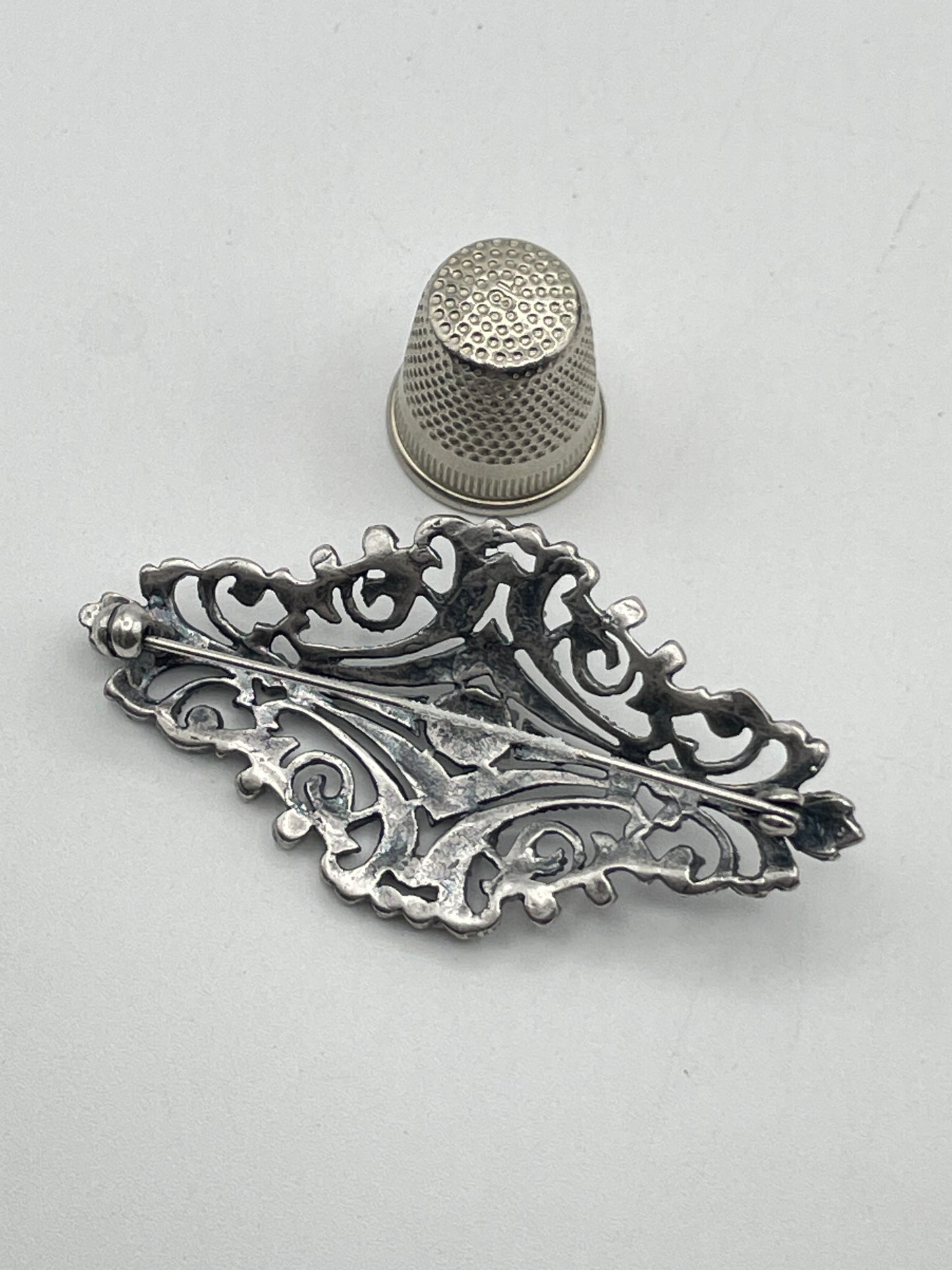 Broches para mantillas - Fabricados en España