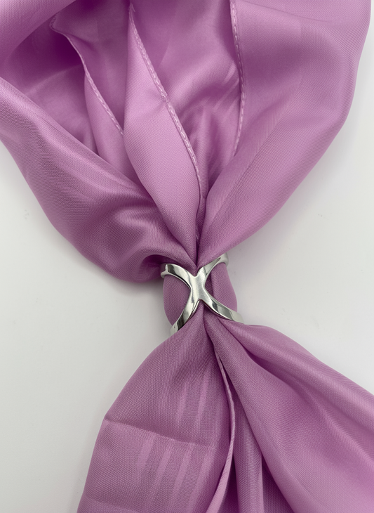 Broche para pañuelo metálico color plata