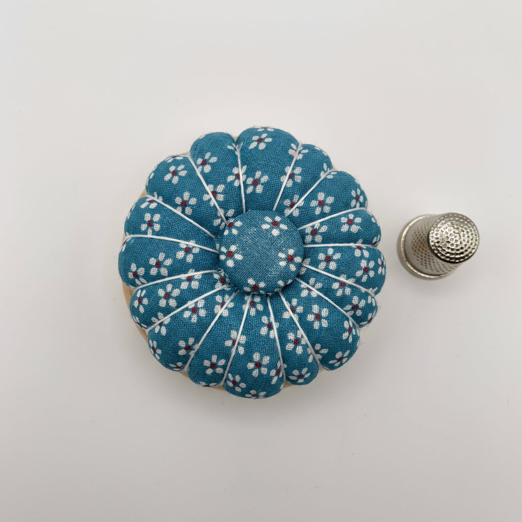 Alfiletero / acerico con imán