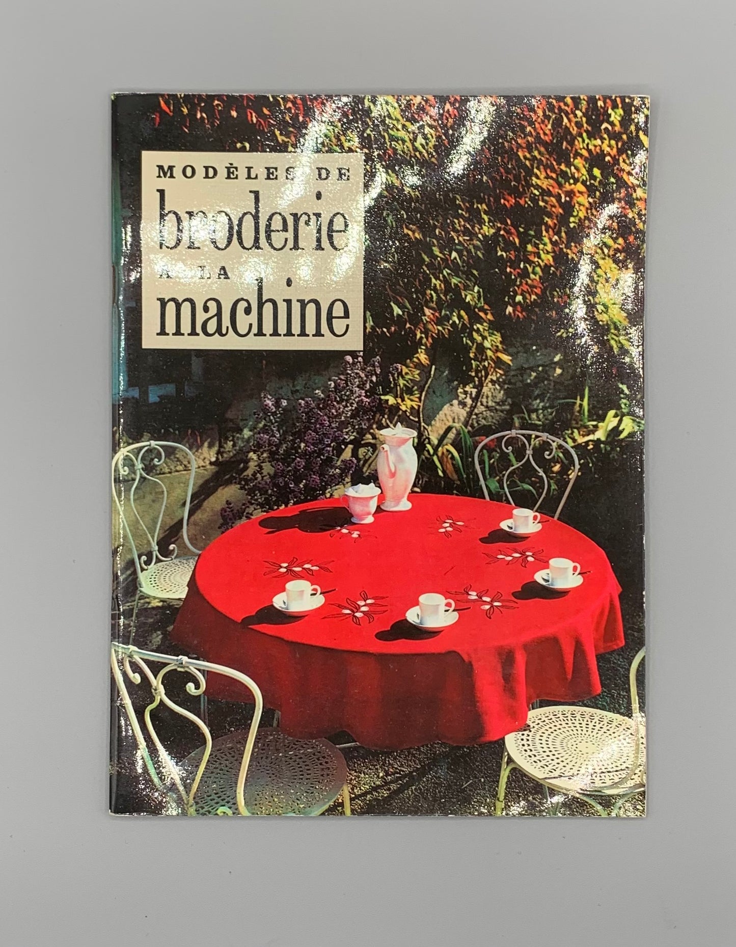 Revista "Modéles de broderie a la machine" DMC (Idioma Francés)