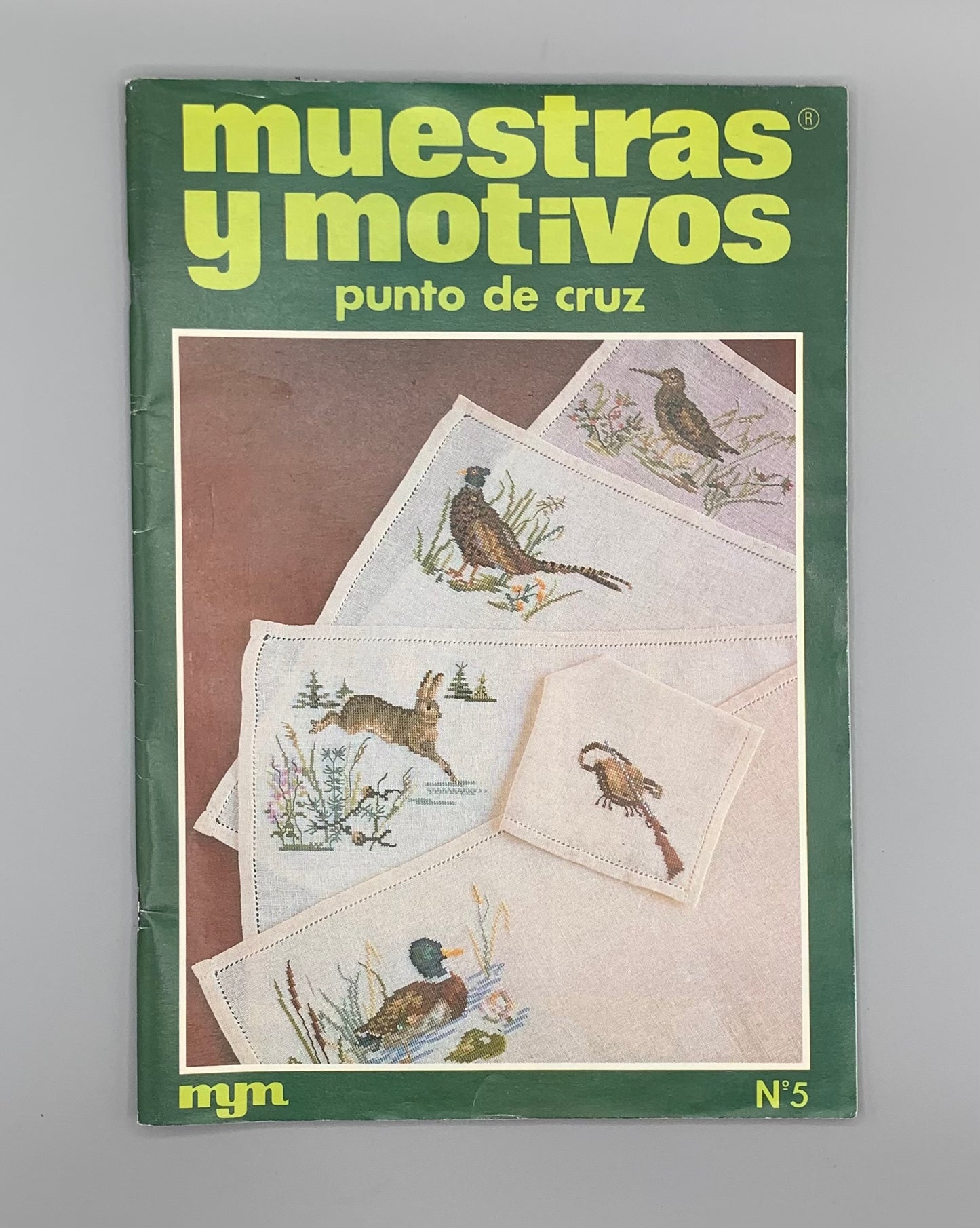 Revista "mym" (Muestras y motivos) Punto de cruz Nº 5