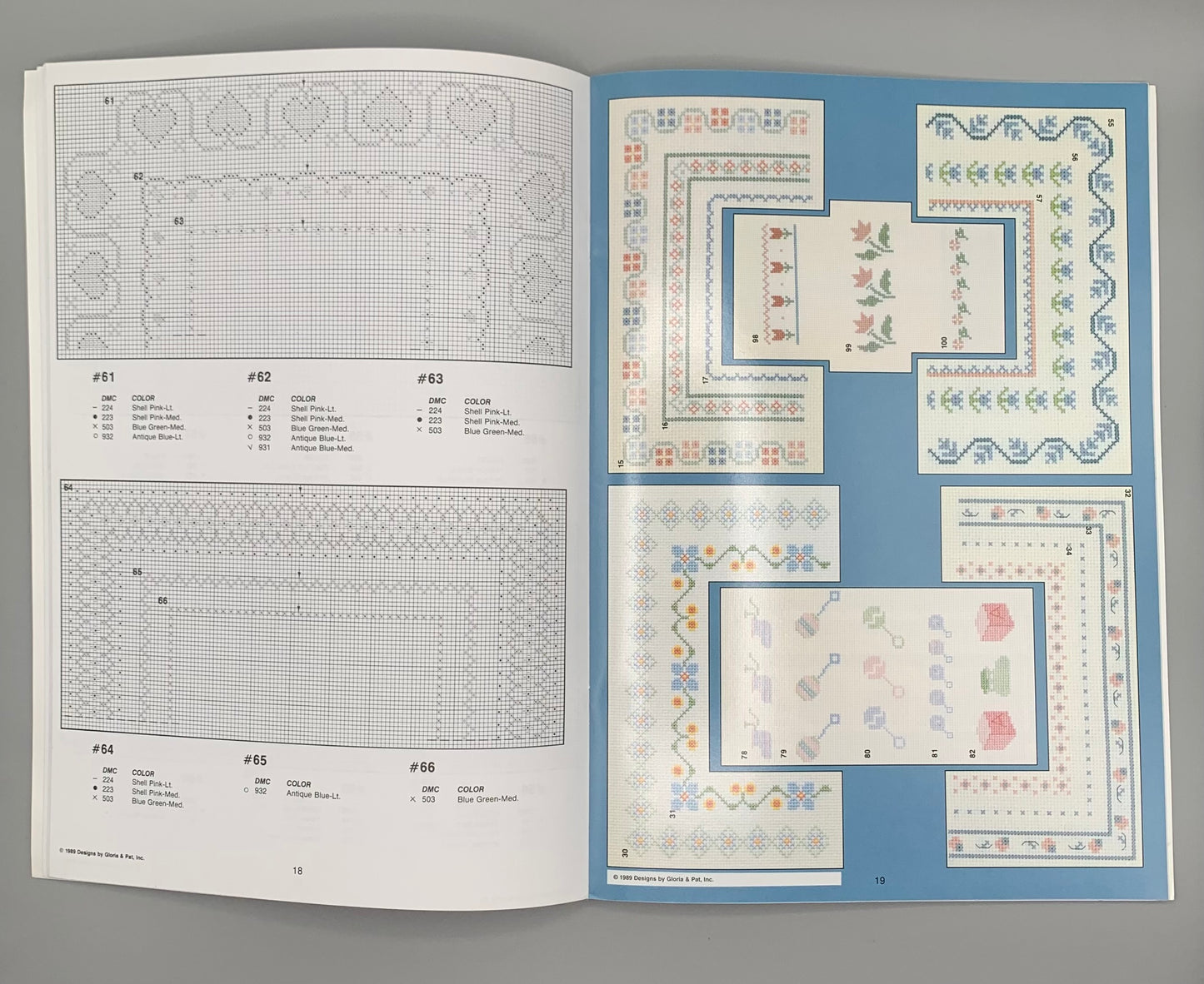 Revista "125 Cross Stitch Borders" Designs by Gloria & Pat (Idioma Inglés)