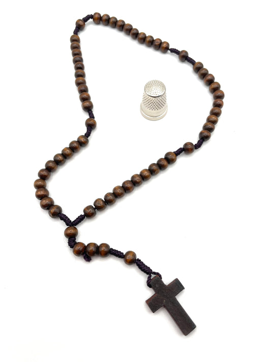 Rosario vintage de madera pequeño
