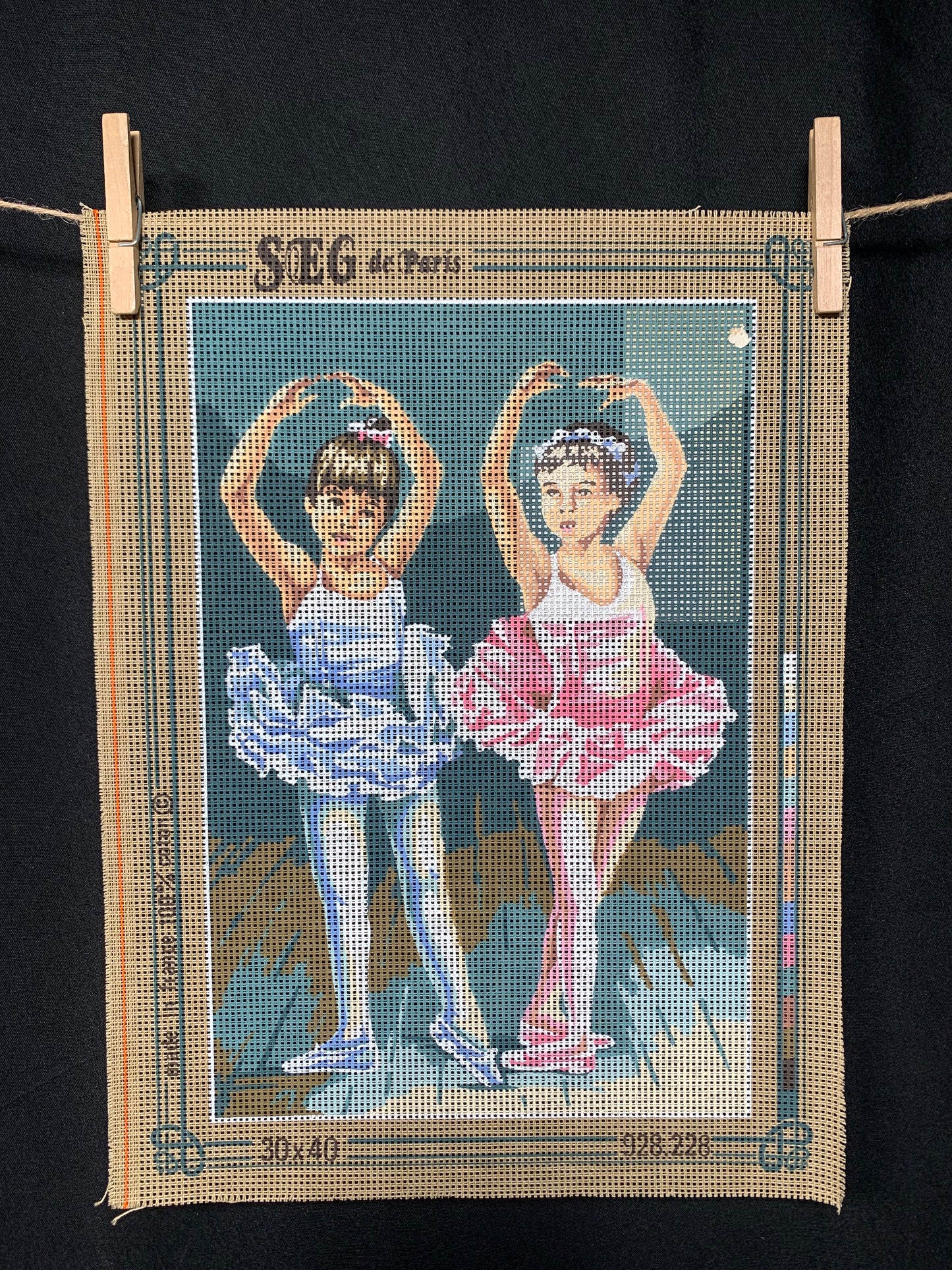 Petit point: "Bailarinas de ballet" SEG - CON HILOS