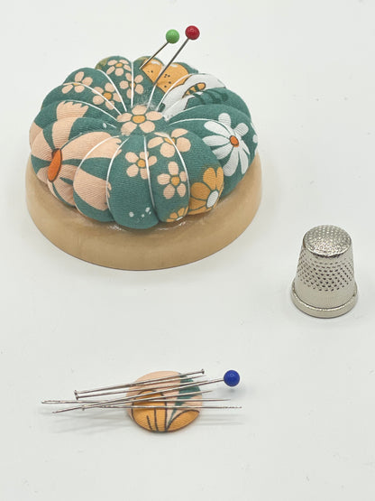 Alfiletero / acerico con imán