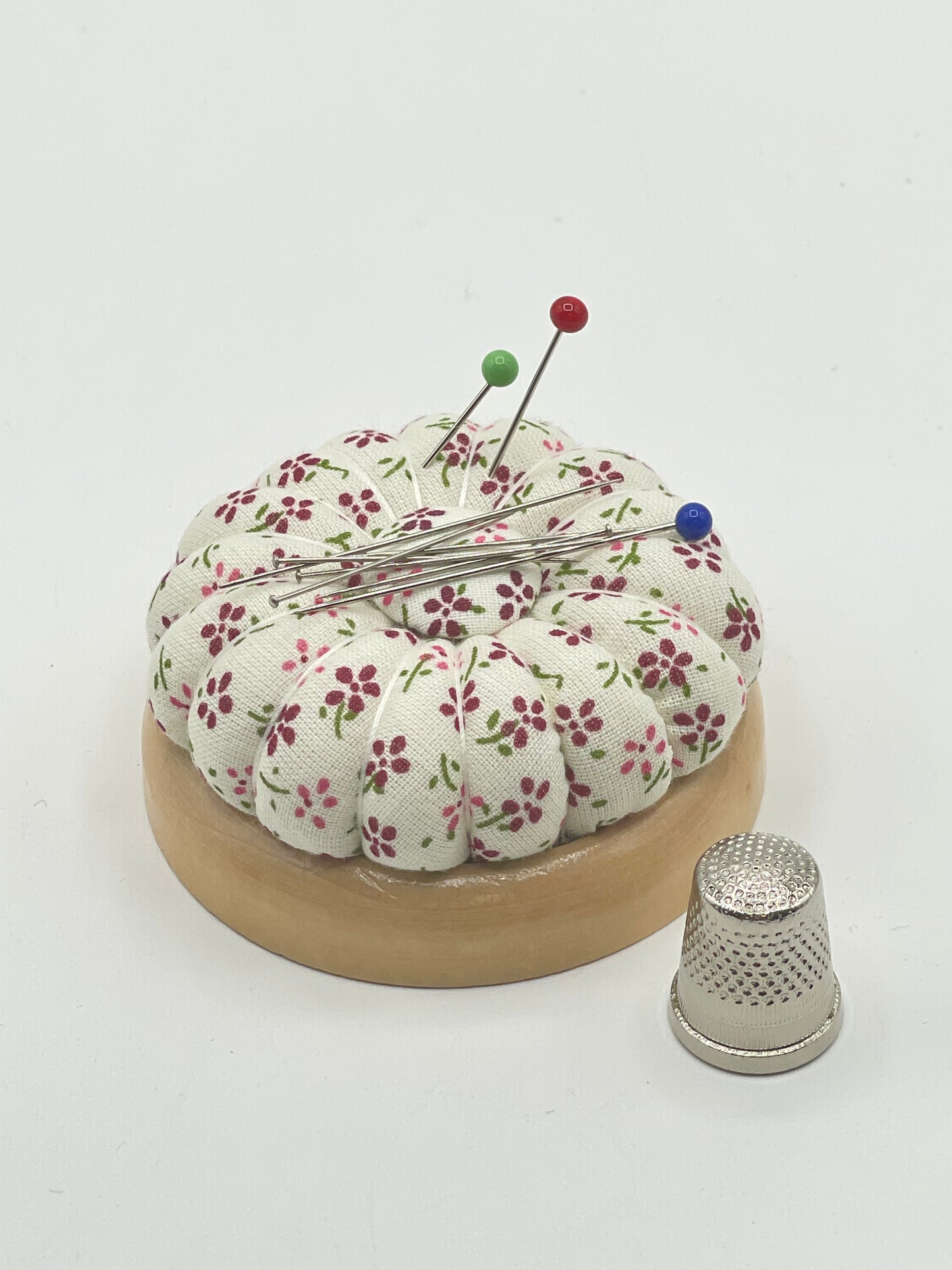 Alfiletero / acerico con imán