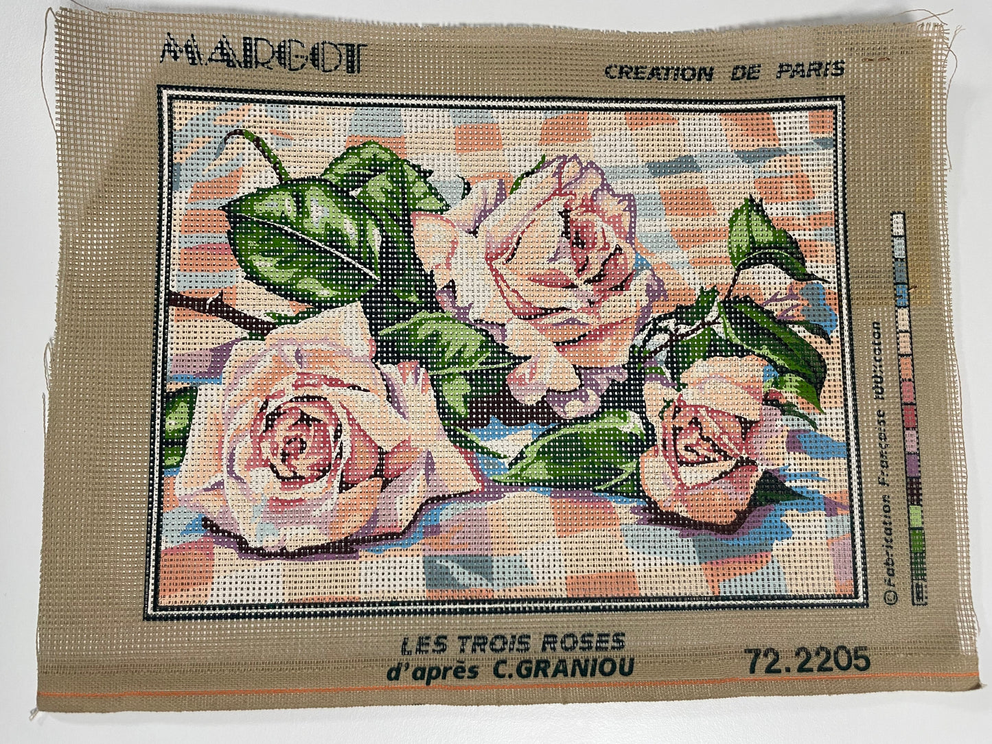 Petit point: "Rosas" MARGOT - CON HILOS