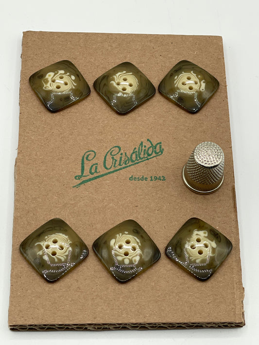 Cartón con 6 botones vintage de pasta color verde y beige. Edición especial 84 aniversario de La Crisálida