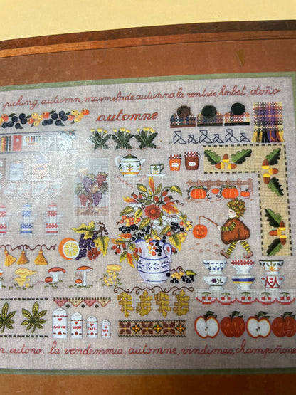 Kit de punto de cruz ROYAL PARIS - 37x45,5 cm - con motivos otoñales - hilos incluidos