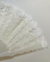 Pericón de pasta en color blanco con encaje blanco