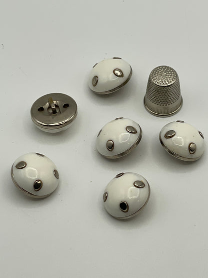 Pack 6 botones vintage de pasta color blanco y plata