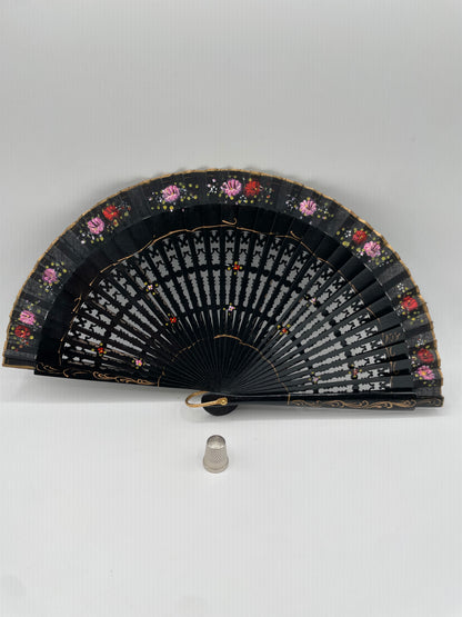 Abanico para bolso de madera, calado, pintado a mano color negro con coloridas flores