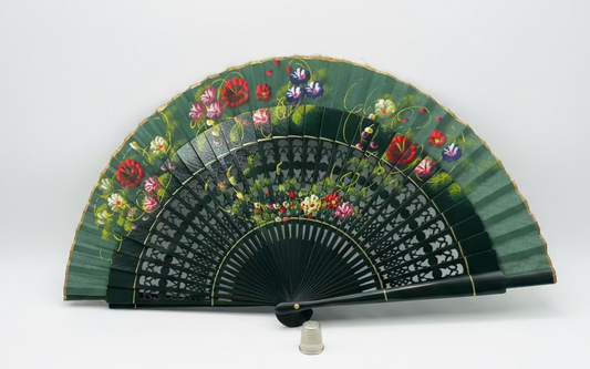 Abanico de madera calado pintado a mano color verde