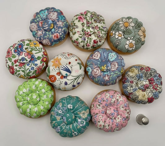 Alfiletero / acerico con imán