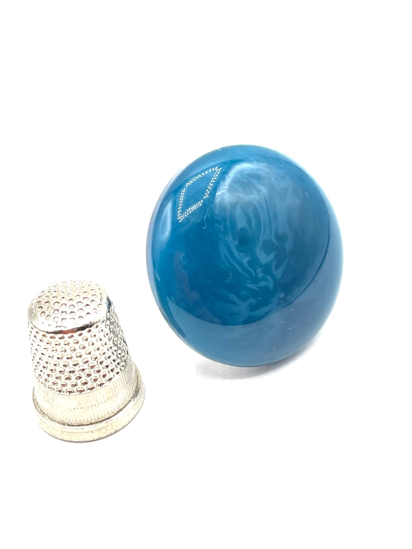 Anillo vintage de pasta color azul profundo