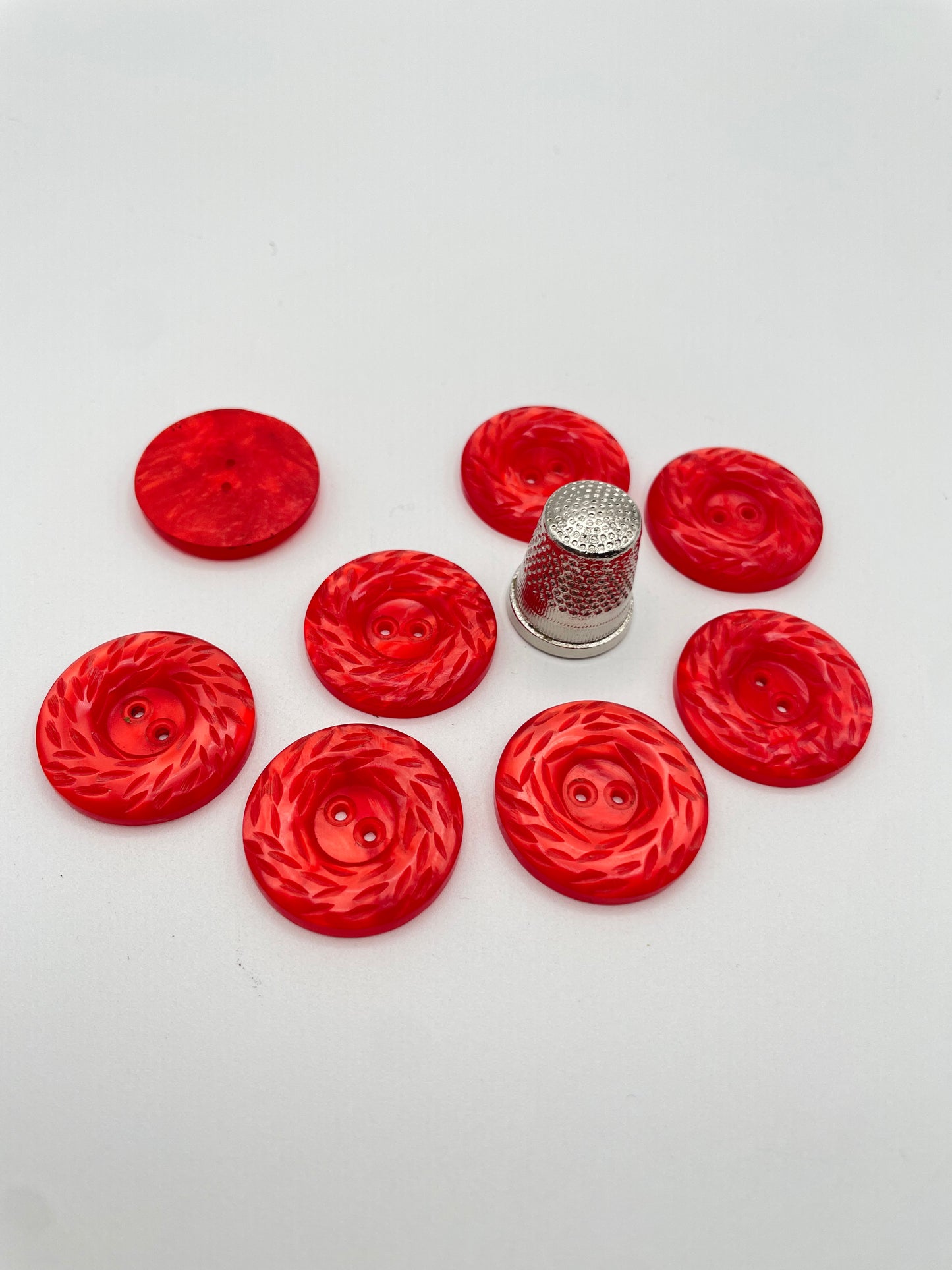 Pack 8 botones vintage de pasta, color rojo brillante