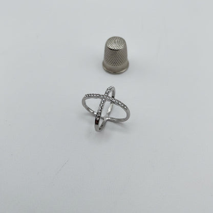 Broche para pañuelo metálico con strass