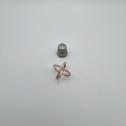 Broche para pañuelo metálico con strass