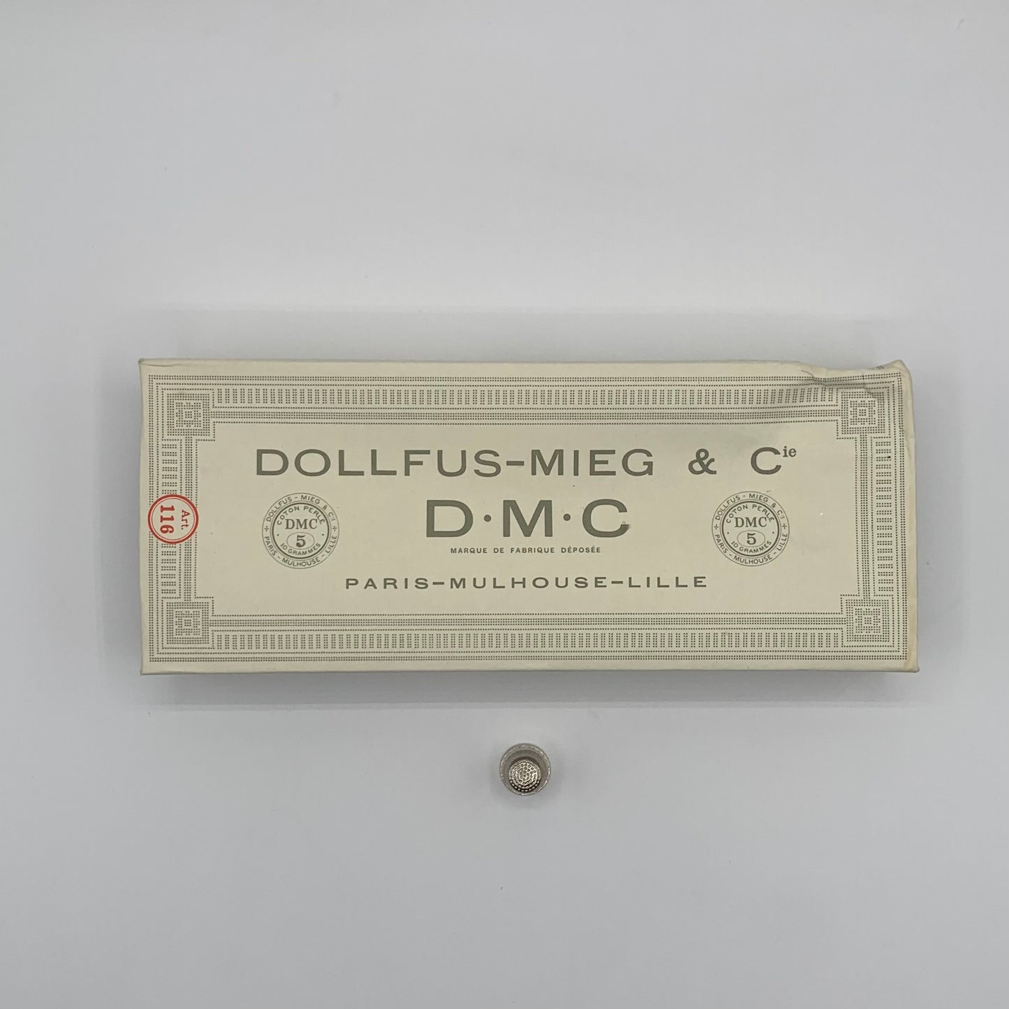 Caja de ovillos perlé Nº 5 (310) - 100% Algodón DMC