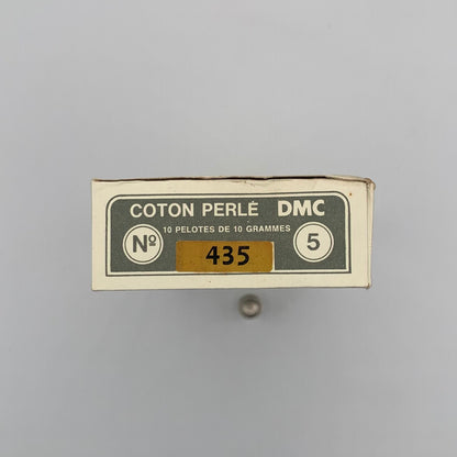 Caja de ovillos perlé Nº 5 (435) - 100% Algodón DMC