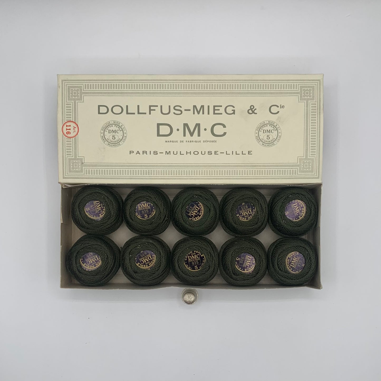 Caja de ovillos perlé Nº 5 (935) - 100% Algodón DMC