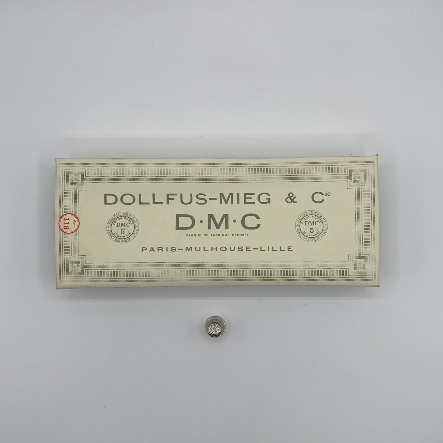 Caja de ovillos perlé Nº 5 (938) - 100% Algodón DMC