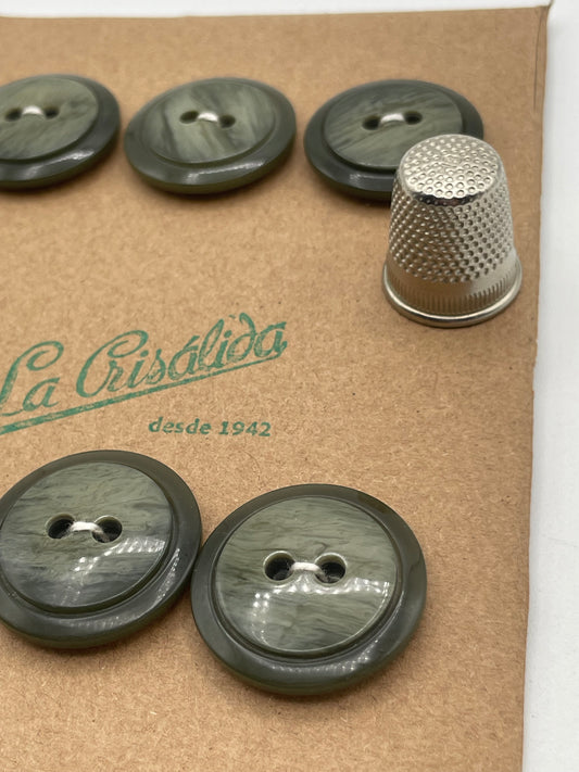 Cartón 6 botones vintage de pasta color verde efecto marmolado. Edición especial 84 aniversario La Crisálida