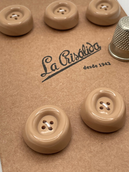 Cartón con 6 botones vintage de pasta en color maquillaje. Edición especial 84 aniversario La Crisálida