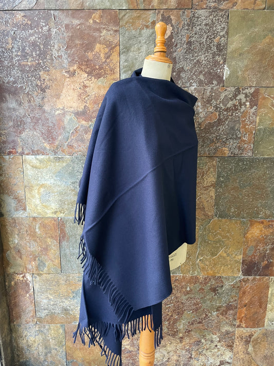 Chal vintage con fleco 100% lana virgen en varios colores 75 x 205 cm - SALLARÉS DEU