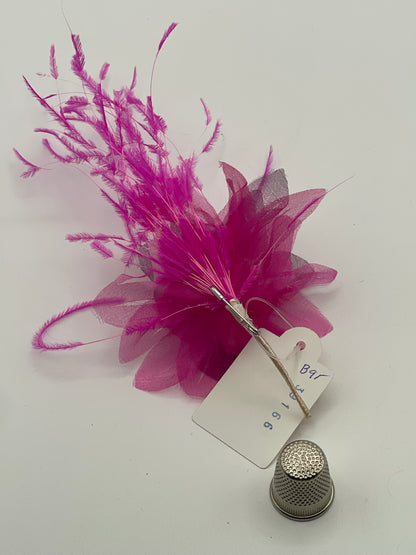 Flor de tela color fucsia Deliart