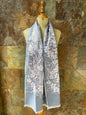 Foulard vintage años 70 en colores azul grisáceo y blanco SANTANGELO