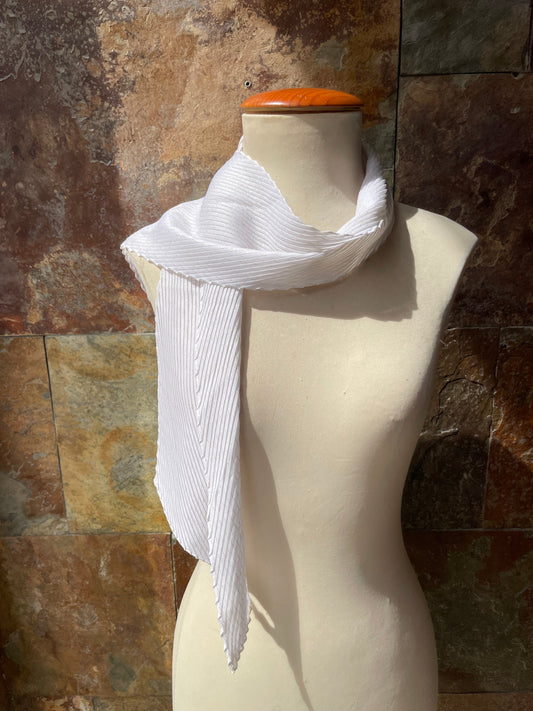 Foulard vintage italiano años 70 color hueso y dorado